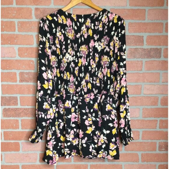 Torrid 2 Floral Babydoll Top Womens Size 2X Black Long Sleeve Smocked Tunic - Picture 3 of 9